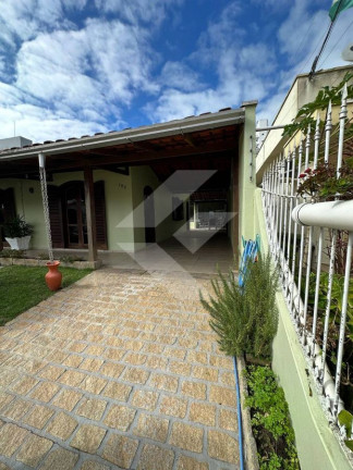 Imagem Casa com 3 Quartos à Venda, 250 m² em Fazendinha - Itajaí Imagem Casa com 3 Quartos à Venda, 250 m² em Fazendinha - Itajaí