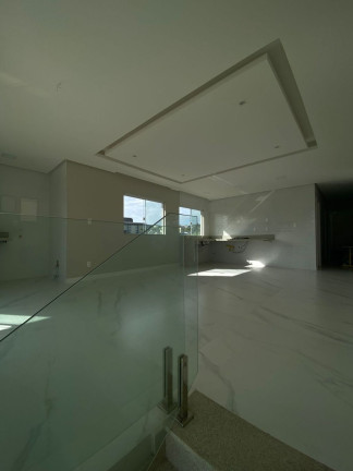 Imagem Casa com 6 Quartos à Venda, 450 m² em Vila De Abrantes (abrantes) - Camaçari Imagem Casa com 6 Quartos à Venda, 450 m² em Vila De Abrantes (abrantes) - Camaçari