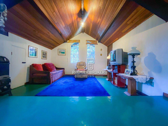 Imagem Casa com 5 Quartos à Venda, 196 m² em Carlos Guinle - Teresópolis Imagem Casa com 5 Quartos à Venda, 196 m² em Carlos Guinle - Teresópolis