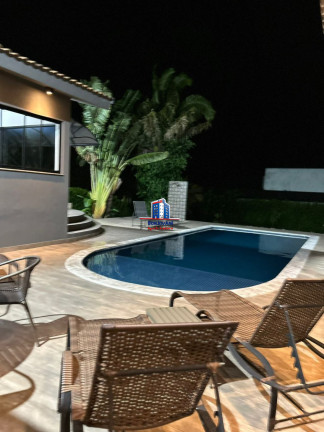 Imagem Imóvel com 3 Quartos à Venda, 320 m² em Enseada Azul 2 - Fronteira Imagem Imóvel com 3 Quartos à Venda, 320 m² em Enseada Azul 2 - Fronteira