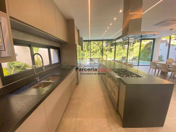 Imagem Casa com 6 Quartos à Venda, 420 m² em Riviera Módulo 11 - Bertioga Imagem Casa com 6 Quartos à Venda, 420 m² em Riviera Módulo 11 - Bertioga