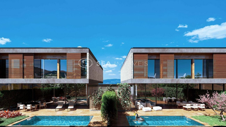 Imagem Casa com 4 Quartos à Venda, 344 m² em Centro - Balneário Camboriú Imagem Casa com 4 Quartos à Venda, 344 m² em Centro - Balneário Camboriú