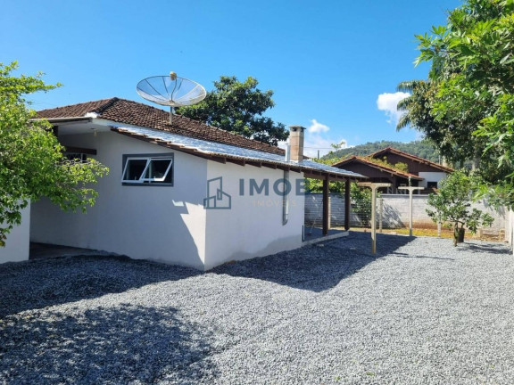 Imagem Casa com 2 Quartos à Venda, 160 m² em Escolinha - Guaramirim Imagem Casa com 2 Quartos à Venda, 160 m² em Escolinha - Guaramirim