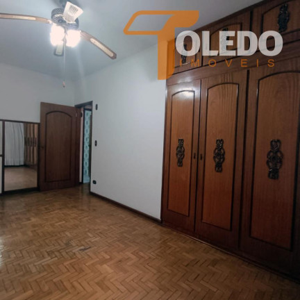 Imagem Casa com 3 Quartos à Venda, 292 m² em Vila Santo Estevão - São Paulo