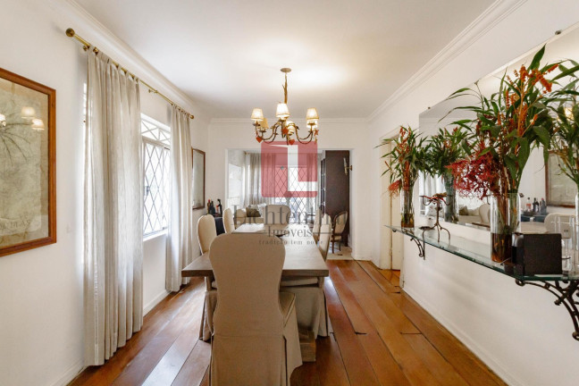 Imagem Casa com 3 Quartos à Venda, 220 m² em Jardim Paulistano - São Paulo Imagem Casa com 3 Quartos à Venda, 220 m² em Jardim Paulistano - São Paulo