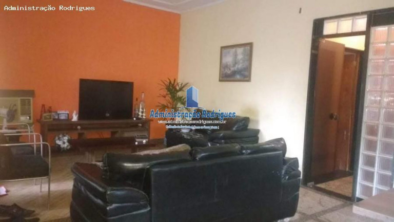 Casa com 3 Quartos à Venda, 750 m² em Laranjal - São Gonçalo