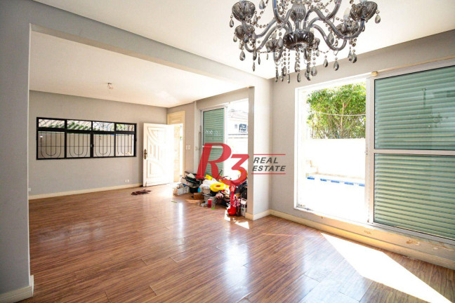 Imagem Sobrado com 3 Quartos à Venda ou Locação, 276 m² em Aparecida - Santos