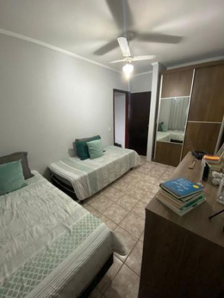 Casa com 2 Quartos à Venda, 90 m² em Tupi - Praia Grande