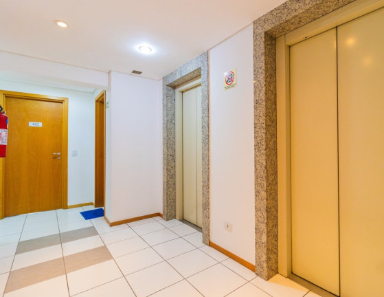 Imagem Apartamento com 1 Quarto à Venda, 27 m² em Centro - Curitiba Imagem Apartamento com 1 Quarto à Venda, 27 m² em Centro - Curitiba
