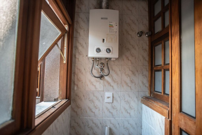 Imagem Apartamento com 2 Quartos à Venda, 95 m² em Petrópolis - Porto Alegre