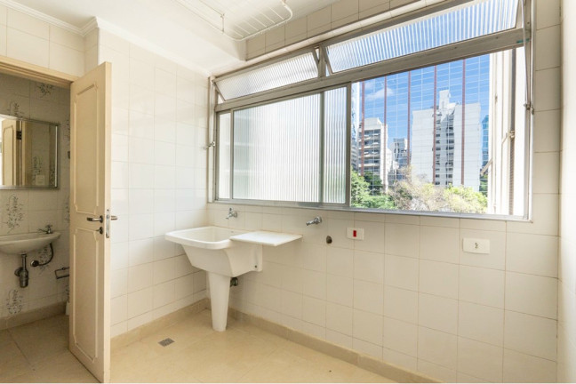 Imagem Imóvel com 2 Quartos à Venda, 105 m² em Cerqueira César - São Paulo Imagem Imóvel com 2 Quartos à Venda, 105 m² em Cerqueira César - São Paulo