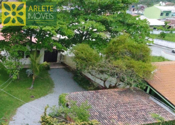 Imagem Terreno à Venda, 660 m² em Centro - Porto Belo Imagem Terreno à Venda, 660 m² em Centro - Porto Belo