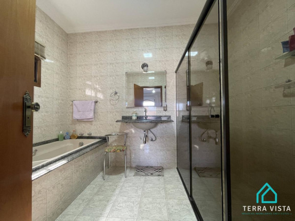 Imagem Casa com 4 Quartos à Venda, 334 m² Imagem Casa com 4 Quartos à Venda, 334 m²