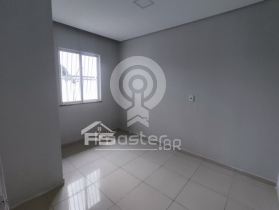 Imagem Casa com 3 Quartos à Venda, 90 m² em Lagoa Redonda - Fortaleza