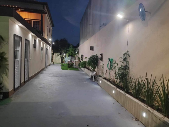 Imagem Casa com 3 Quartos à Venda, 300 m² Imagem Casa com 3 Quartos à Venda, 300 m²