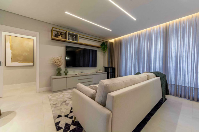 Imagem Apartamento com 4 Quartos à Venda, 137 m² em Centro - Balneário Camboriú