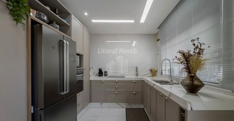 Imagem Casa com 3 Quartos à Venda, 270 m² em São João - Itajaí Imagem Casa com 3 Quartos à Venda, 270 m² em São João - Itajaí