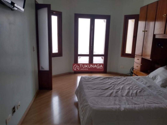 Imagem Sobrado com 3 Quartos à Venda, 305 m² em Jardim Santa Clara - Guarulhos Imagem Sobrado com 3 Quartos à Venda, 305 m² em Jardim Santa Clara - Guarulhos