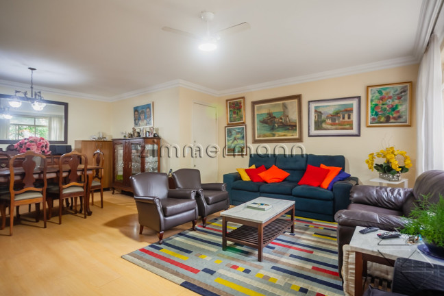 Imagem Apartamento com 3 Quartos à Venda, 202 m² em Pinheiros - São Paulo Imagem Apartamento com 3 Quartos à Venda, 202 m² em Pinheiros - São Paulo