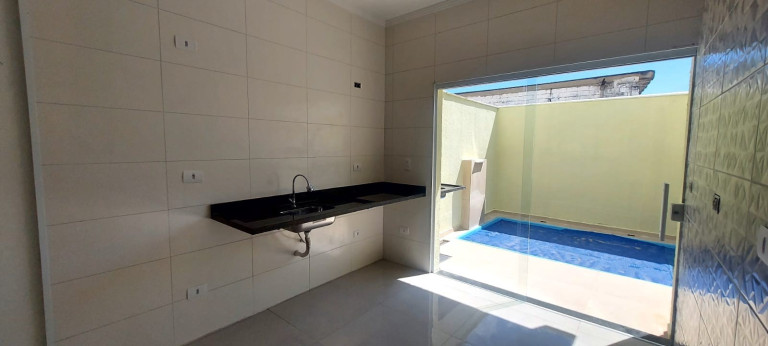 Imagem Imóvel com 2 Quartos à Venda, 86 m² em Belas Artes - Itanhaém Imagem Imóvel com 2 Quartos à Venda, 86 m² em Belas Artes - Itanhaém