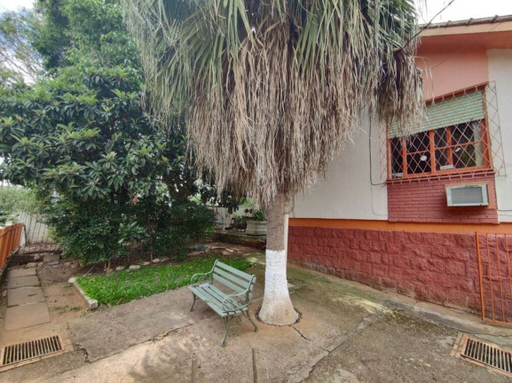 Imagem Imóvel com 4 Quartos à Venda, em Santa Tereza - Porto Alegre Imagem Imóvel com 4 Quartos à Venda, em Santa Tereza - Porto Alegre