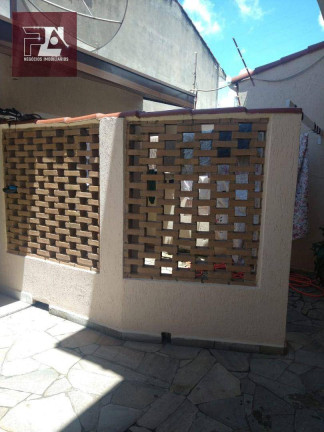 Imagem Sobrado com 6 Quartos à Venda, 230 m² em Jardim ícaro - Guaratinguetá Imagem Sobrado com 6 Quartos à Venda, 230 m² em Jardim ícaro - Guaratinguetá