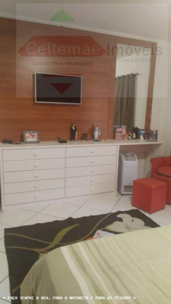 Imagem Casa com 4 Quartos à Venda, 210 m² em Jardim Sonia Maria - Taubaté