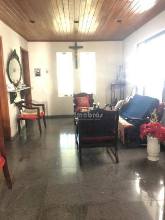 Imagem Casa com 6 Quartos à Venda, 348 m² em Fátima - Fortaleza Imagem Casa com 6 Quartos à Venda, 348 m² em Fátima - Fortaleza