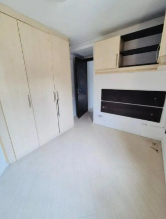 Imagem Apartamento com 1 Quarto à Venda, 45 m² em Portão - Curitiba