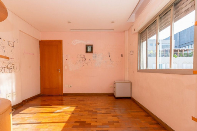 Imagem Imóvel com 3 Quartos à Venda, 153 m² em Moema - São Paulo Imagem Imóvel com 3 Quartos à Venda, 153 m² em Moema - São Paulo