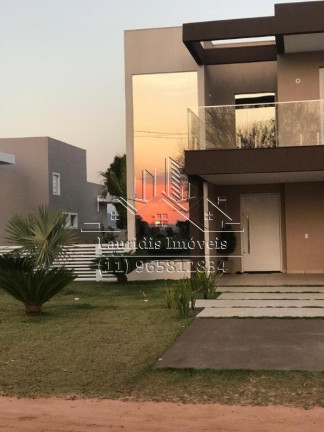 Imagem Imóvel com 4 Quartos à Venda, 450 m² em Ninho Verde 2 - Pardinho Imagem Imóvel com 4 Quartos à Venda, 450 m² em Ninho Verde 2 - Pardinho