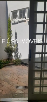 Imagem Casa com 3 Quartos à Venda, em Jardim Maria Goretti - Ribeirão Preto Imagem Casa com 3 Quartos à Venda, em Jardim Maria Goretti - Ribeirão Preto