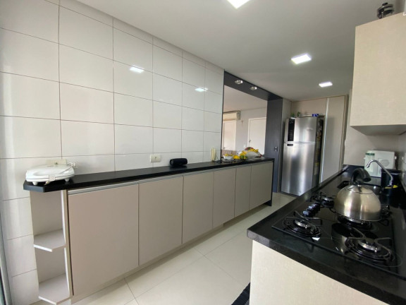 Imagem Apartamento com 3 Quartos à Venda, 111 m² em Encruzilhada - Santos