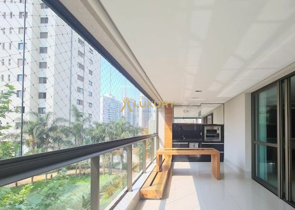 Imagem Imóvel com 4 Quartos à Venda, 263 m² em Vila Da Serra - Nova Lima