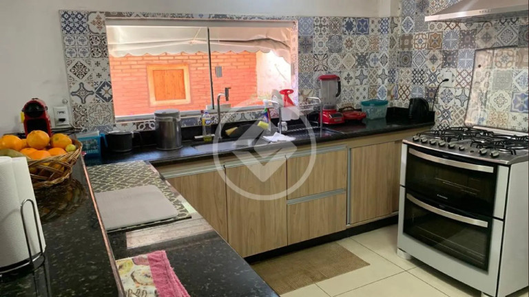 Imagem Casa com 3 Quartos à Venda, 247 m² em Setor Coimbra - Goiânia Imagem Casa com 3 Quartos à Venda, 247 m² em Setor Coimbra - Goiânia