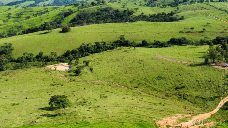 Imagem Fazenda à Venda, 10.357.600 m² em São Geraldo - Belo Horizonte Imagem Fazenda à Venda, 10.357.600 m² em São Geraldo - Belo Horizonte