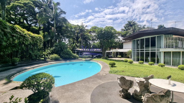 Casa com 4 Quartos à Venda, 3.420 m² em Jardim America - São Paulo