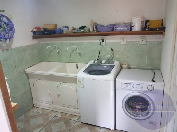 Imagem Casa com 4 Quartos à Venda, 200 m² em Sarandi - Porto Alegre Imagem Casa com 4 Quartos à Venda, 200 m² em Sarandi - Porto Alegre