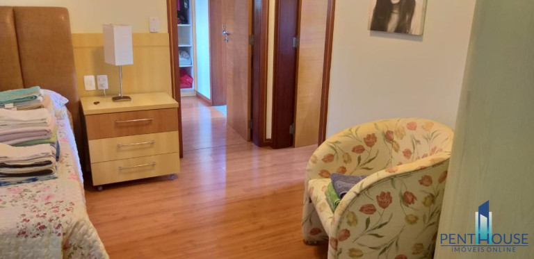 Imagem Casa com 4 Quartos à Venda, 351 m² em Praia Das Taquaras - Balneário Camboriú Imagem Casa com 4 Quartos à Venda, 351 m² em Praia Das Taquaras - Balneário Camboriú