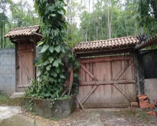 Imagem Casa com 5 Quartos à Venda, 200 m² em Ipiíba - São Gonçalo Imagem Casa com 5 Quartos à Venda, 200 m² em Ipiíba - São Gonçalo