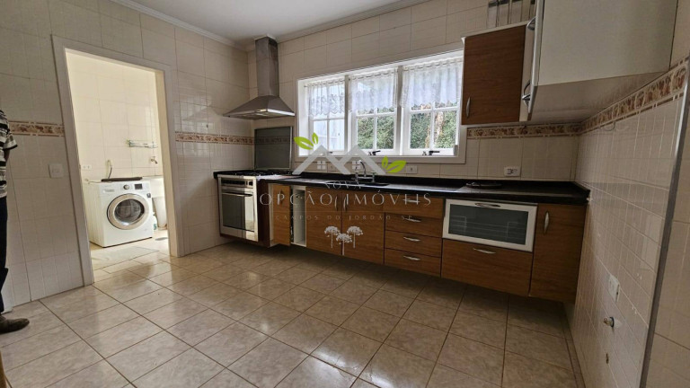 Imagem Casa com 4 Quartos à Venda, 350 m² em Vila Médica - Campos Do Jordão Imagem Casa com 4 Quartos à Venda, 350 m² em Vila Médica - Campos Do Jordão