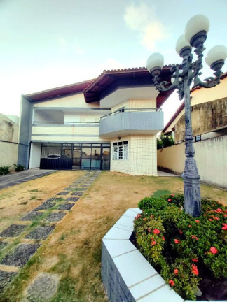 Casa com 6 Quartos à Venda, 330 m² em José De Alencar - Fortaleza