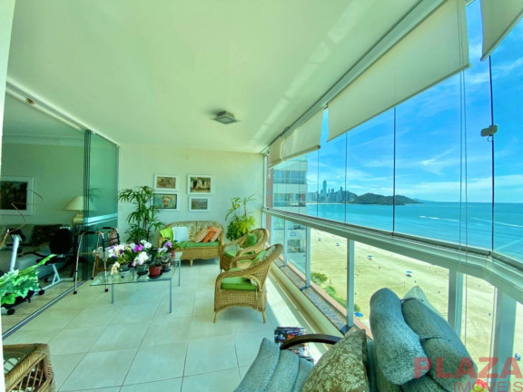 Imagem Apartamento com 3 Quartos à Venda, 180 m² em Centro - Balneário Camboriú