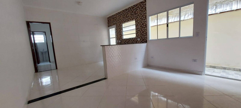 Imagem Casa com 2 Quartos à Venda, 60 m² em Agenor De Campos - Mongaguá
