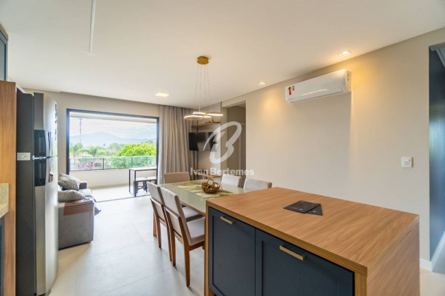 Imagem Apartamento com 3 Quartos para Temporada, em Mariscal - Bombinhas Imagem Apartamento com 3 Quartos para Temporada, em Mariscal - Bombinhas