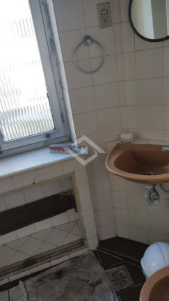 Imagem Apartamento com 2 Quartos à Venda, 80 m² em Copacabana - Rio De Janeiro