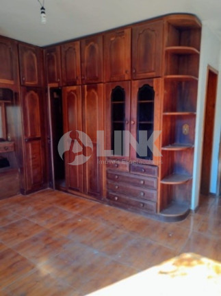 Imagem Imóvel com 3 Quartos à Venda, 214 m² em Jardim Lindóia - Porto Alegre