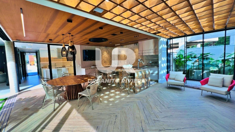 Imagem Casa com 6 Quartos à Venda, 570 m² em Riviera | Módulo 12 - Bertioga