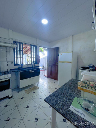 Imagem Casa com 3 Quartos à Venda, 364 m² em Setiba - Guarapari