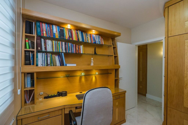 Imagem Apartamento com 3 Quartos à Venda, 277 m² em Agronômica - Florianópolis
